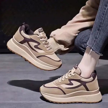 Ženske patike u korejskom stilu dad shoes, mrežasti gornji dio, kvadratni nos, 3–5 cm visina srednjeg potplata, gumeni đon, injekcijski oblikovan đon