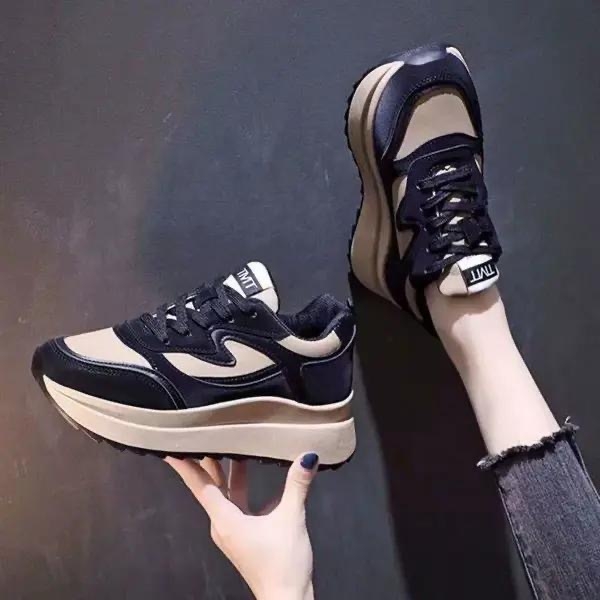Ženske patike u korejskom stilu dad shoes, mrežasti gornji dio, kvadratni nos, 3–5 cm visina srednjeg potplata, gumeni đon, injekcijski oblikovan đon