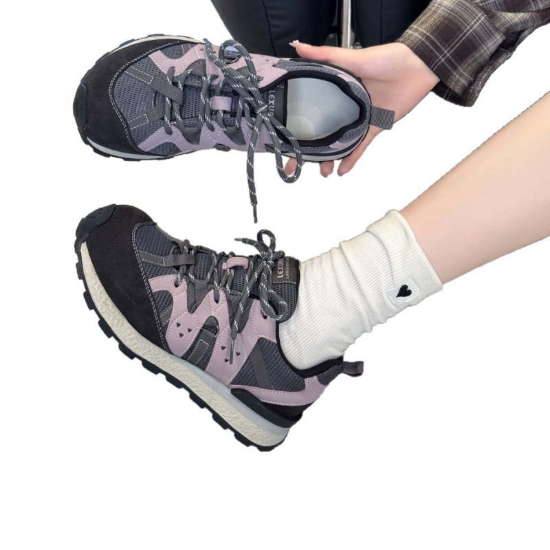 Casual ženske tenisice u retro stilu dad shoes, gornji dio od prave kože, okrugli vrh, vezanje, niski gornji dio, gumena potplata