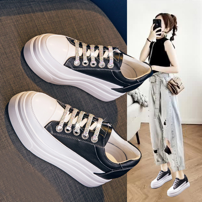 Ženske platforme tenisice – povećanje visine, gornji dio split leather, đon polyurethane, uložak EVA, slip-on udobne tenisice