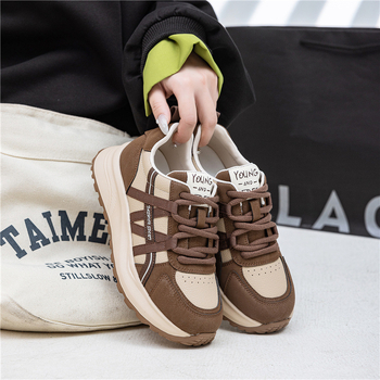 Flat tenisice za žene, inspirirane Forrestom Gumpom, svakodnevne, okrugli vrh, gornji dio od podijeljene krave kože, prednje vezivanje, srednja peta 3–5 cm, prozračna lagana gumena pjena potplata