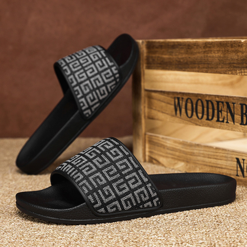 Vīriešu vasaras čības augstas klases dizainā, mikrofibras augšdaļa, PVC zole, pretslīdējoša bieza zole, SGS sertifikāts, 2025. gada pavasaris