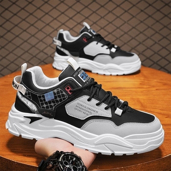 Muške tenisice, prozračna unutarnja mreža, gornji dio od umjetne kože, niski profil, debela PVC đon, vezanje