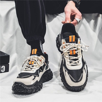 Muške tenisice Dad Shoes: prozračni mreasti gornji dio, gumena potplata, vezanje na vezice, protuklizne, debela potplata 3–5 cm