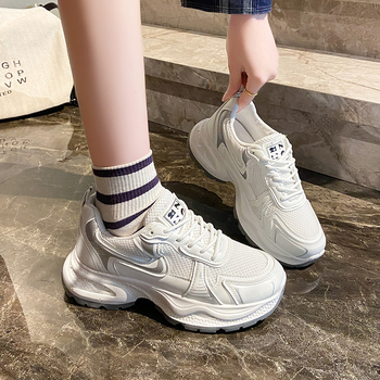 Ženske tenisice s debelom potplatom stila dad shoes, PU gornji dio, okrugli vrh, vezanje, gumena potplat