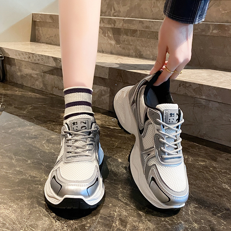 Ženske tenisice s debelom potplatom stila dad shoes, PU gornji dio, okrugli vrh, vezanje, gumena potplat