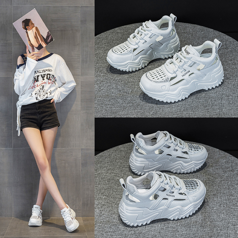 Γυναικεία παπούτσια casual με δίχτυώδες άνω μέρος, σόλα από πολυουρεθάνη και ψηλή πλατφόρμα άνω των 8 εκ.