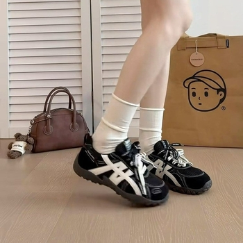 Ženske tenisice tip dad shoes s povećanjem visine, prozračne, PVC gornji dio, vezanje, PU potplat
