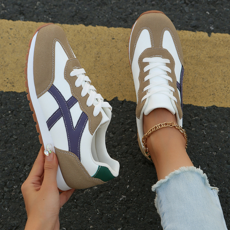 Ženske tenisice s vezicama, PU gornji dio, mrežasta unutrašnjost, gumeni potplat, zaobljena nosnica