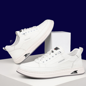 Pánske tenisky – športovo‑business casual štýl, okrúhla špička, vrchný materiál: super vlákno, gumová podrážka, nízky podpätok 1–3 cm