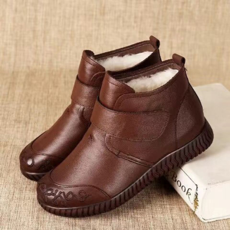 Ženske zimske čizme s pliš podstavom, kratke, Velcro zatvarač, klinasti potplat 3–5 cm, gornji dio od sintetičke kože, PVC potplat