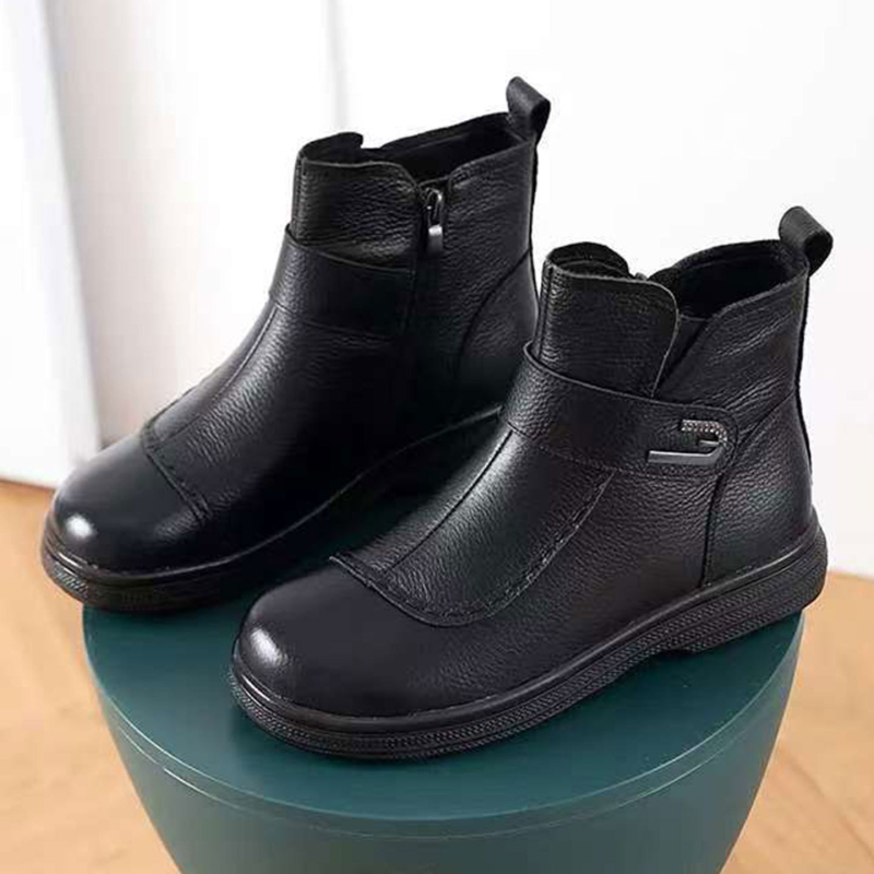 Kožne kratke čizme s vunenom podstavom, zimska i proljetna upotreba, niski pet 1–3 cm, bočni zatvarač, gumeni potplat