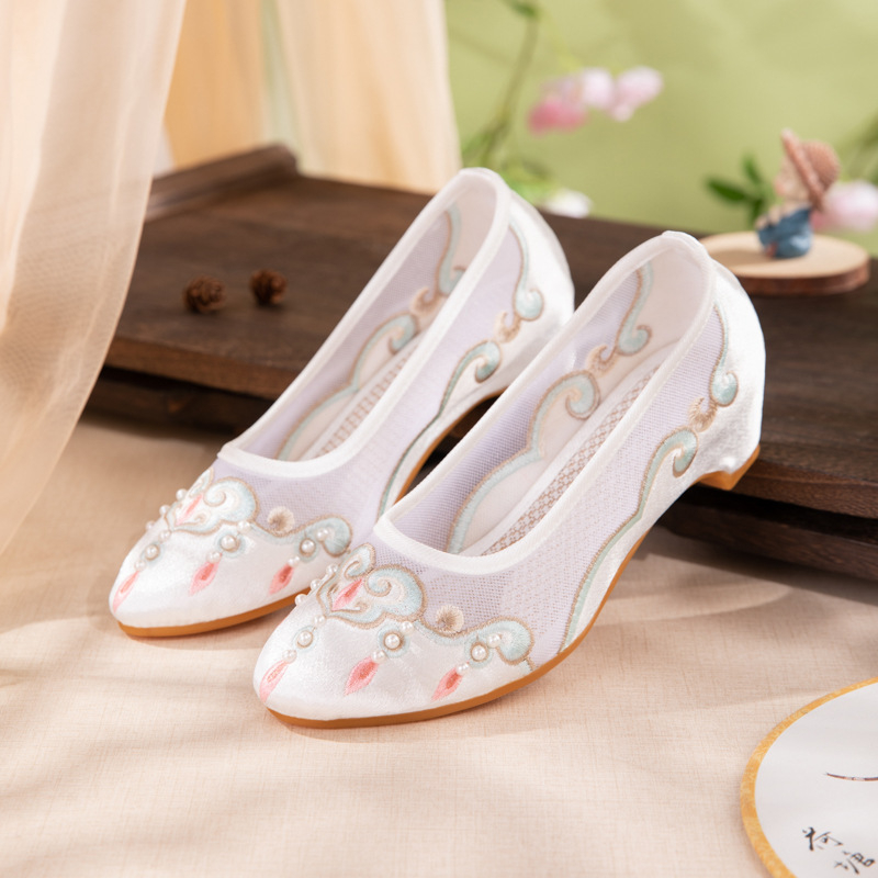 Ženske cipele s prozračnim mrežastim gornjim dijelom, špičasti nos, niski pet, slip-on, za ljeto