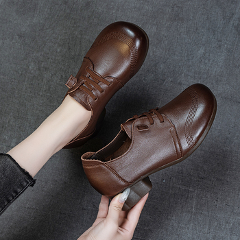 Ženske slip-on cipele s okruglim nosom, gornji dio od kože prvog sloja, uložak od kože prvog sloja, srednje visoka peta 3–5 cm, za svakodnevnu upotrebu