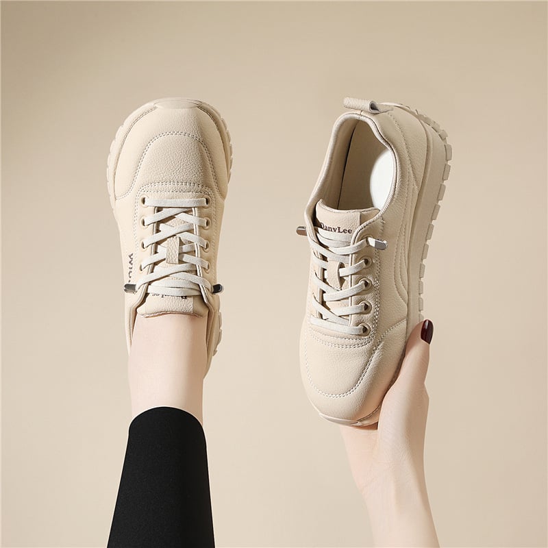Ženske slip-on tenisice od PU kože — PU gornji dio, okrugli vrh, gumeni potplat, niski pet 1–3 cm, za proljeće