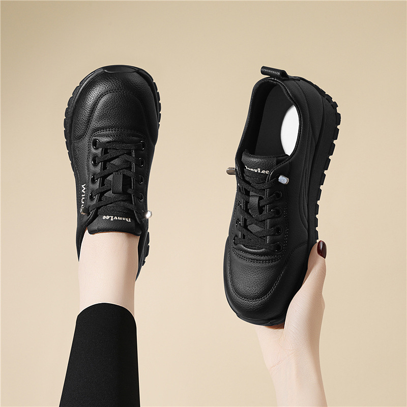 Ženske slip-on tenisice od PU kože — PU gornji dio, okrugli vrh, gumeni potplat, niski pet 1–3 cm, za proljeće
