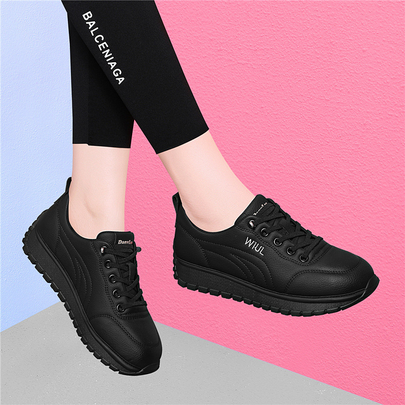 Ženske slip-on tenisice od PU kože — PU gornji dio, okrugli vrh, gumeni potplat, niski pet 1–3 cm, za proljeće