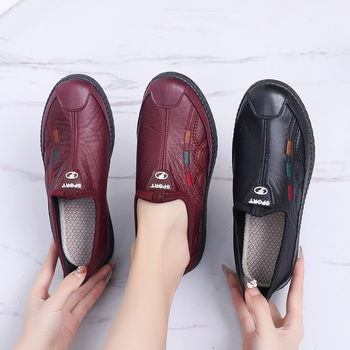 Ženske slip-on casual tenisice za svakodnevno nošenje, prozračne, protuklizne, niski gornji dio, okrugli vrh, gornji dio od sintetičke kože, potplat od teletine, podstava od tkanine