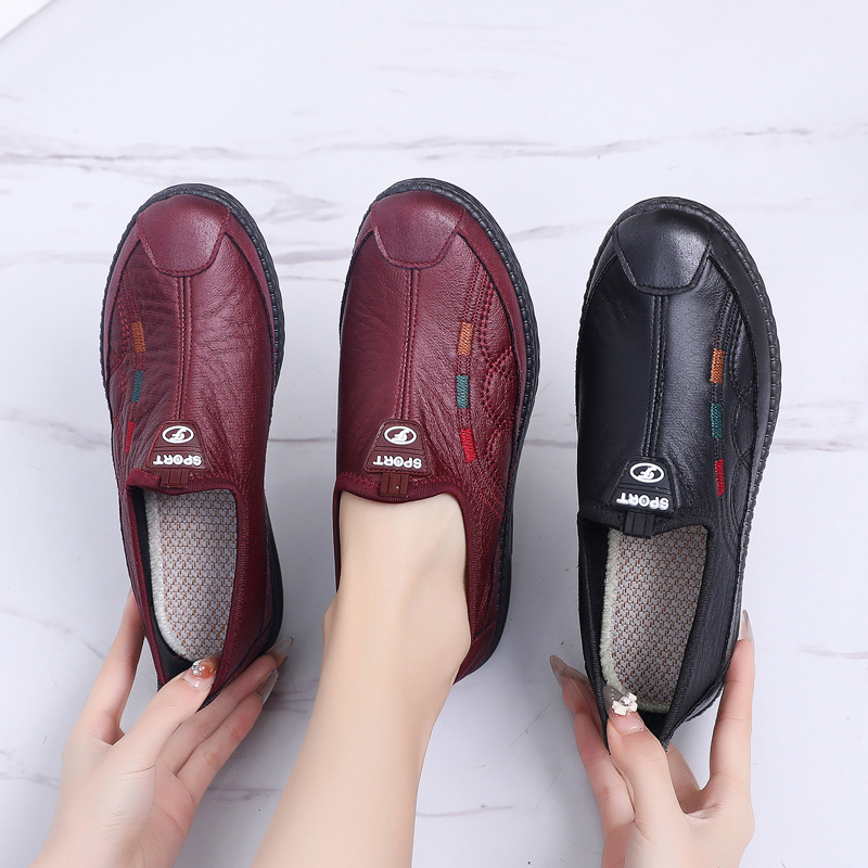 Ženske slip-on casual tenisice za svakodnevno nošenje, prozračne, protuklizne, niski gornji dio, okrugli vrh, gornji dio od sintetičke kože, potplat od teletine, podstava od tkanine