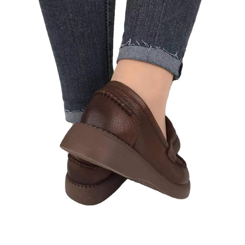 Ženske slip-on loafere - PU gornji dio, zaobljeni nos, niski 1–3 cm pet, latex ulošak, gumena potplat