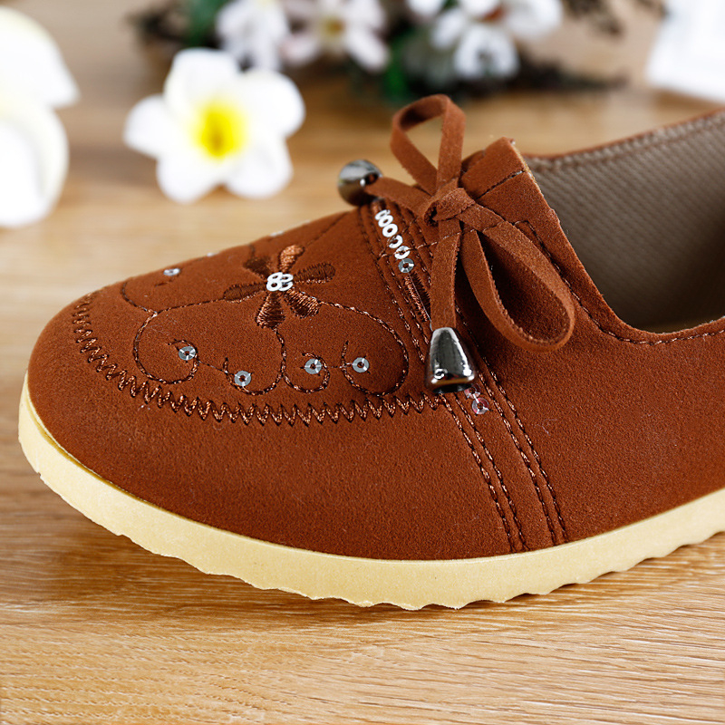 Γυναικείες υφασμάτινες παπούτσια με φιόγγo και floral κέντημα, slip-on για καθημερινή χρήση; επάνω μέρος: warp-knitted δέρμα; σόλα PVC; εσωτερικό: ύφασμα; στρογγυλός μύτης; επίπεδη φτέρνα