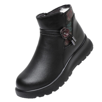 Női téli bokacsizma bőrből és gyapjóból, oldalsó cipzárral, alacsony sarokkal, felsőrész valódi bőrből, gyapjún belső