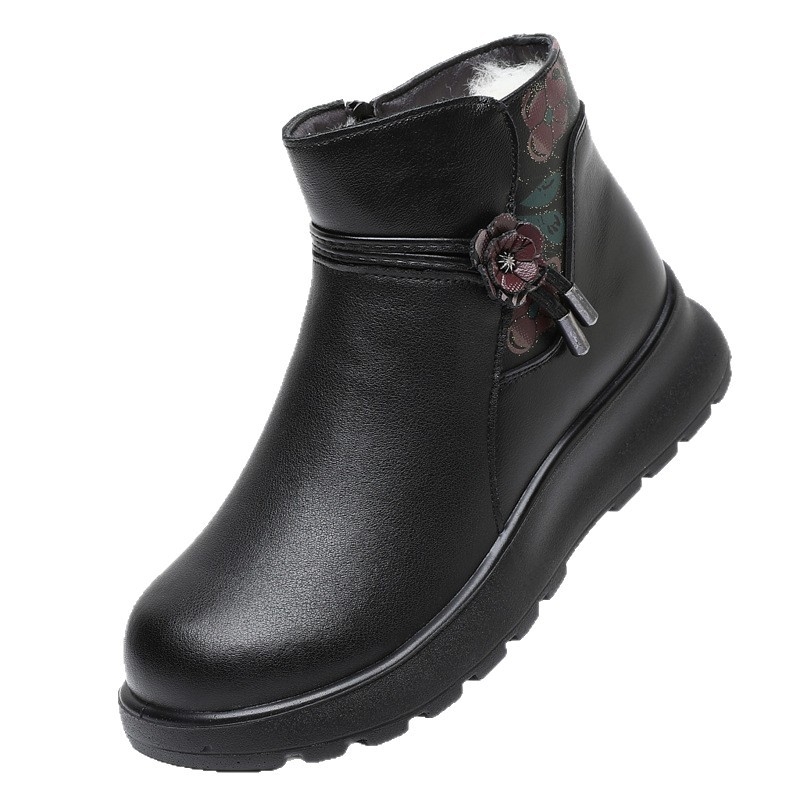 Női téli bokacsizma bőrből és gyapjóból, oldalsó cipzárral, alacsony sarokkal, felsőrész valódi bőrből, gyapjún belső