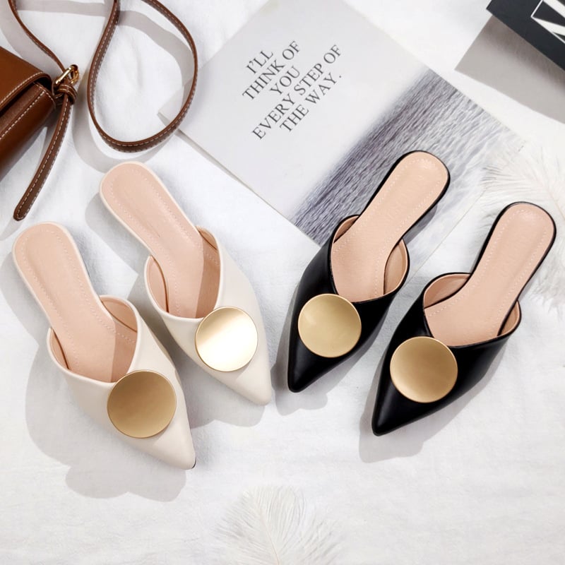 Baotou stil ženskih pointed-toe ravnih muly, gornji dio od Ultrafilm kože, guma potplat, podstava od umjetne kože, niski pet 1–3 cm