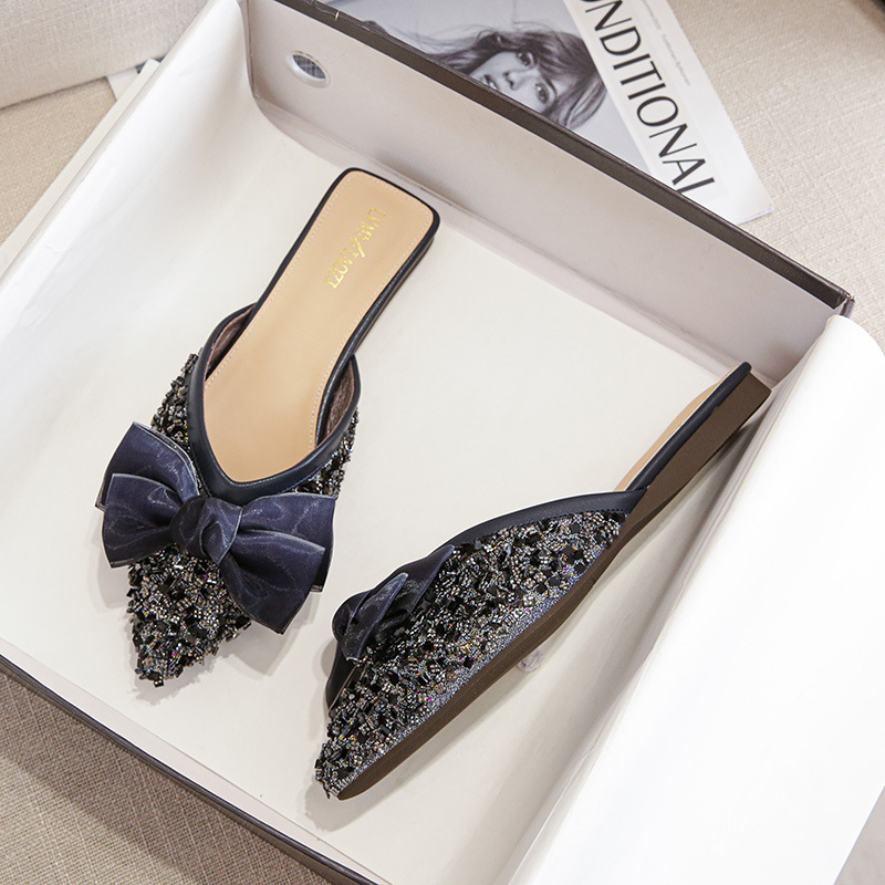 Slip-on sandale s kristalima – zatvoren vrh, gornji dio od svile, TPR đon, protuklizne
