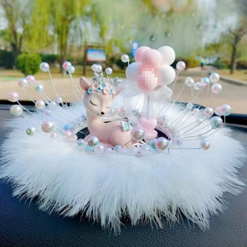 Διακόσμηση αυτοκινήτου με μοτίβο ελάφι για ασφαλή ταξίδια, θήκη αρώματος, μπαλόνι εξομολόγησης, αντιολισθητικό χαλάκι με μαργαριράκια και φτερά • Υλικό: ρητίνη • Στυλ: Μοντέρνο • Λειτουργία: Ευλογία