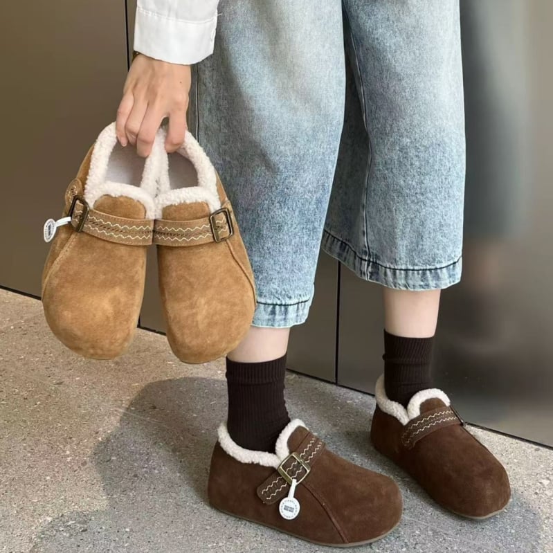 Ženske slip-on papuče s gornjim dijelom od prve kože, unutarnja pamučna podstava, gumeni potplat, debljina potplata 3–5 cm, zaobljena špicu, casual nošenje