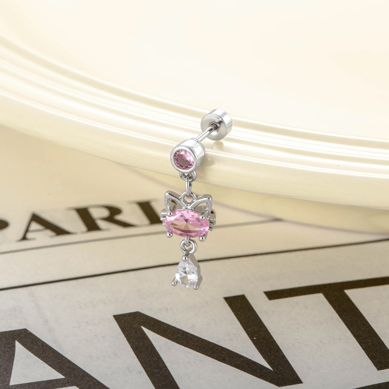 Tojás alakú macskafejű vízcsepp medál cirkóniával, fül piercinghez, fém, modell A-702