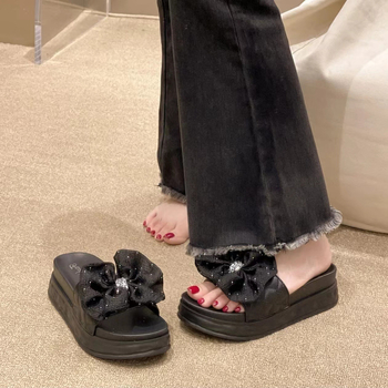 Sieviešu sandales ar vienu siksnu un platformu, PVC augšdaļa un PVC zole, apaļš purns, bez oderes, vasara 2024