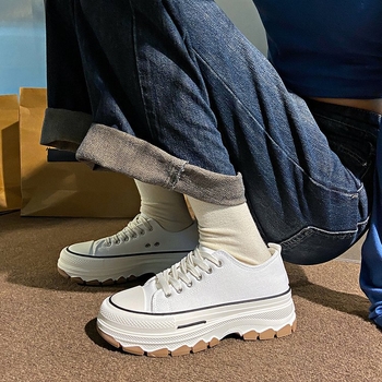 Ženske platnene tenisice s debelim potplatom, platneni gornji dio, gumeni potplat, vezanje, koledž stil