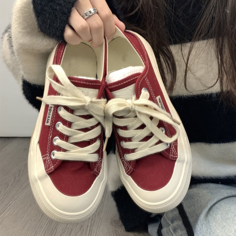 Casual slip-on platnene tenisice za žene — prozračan gornji dio od platna, EVA potplat, okrugli vrh, tekstilna uložak, srednje visine