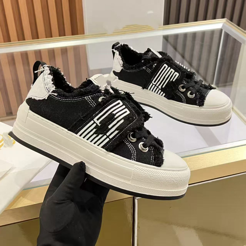 Női vászon platform cipő (kerek orr, vászon felsőrész, középmagas szár, PU talp, 3–5 cm sarok)