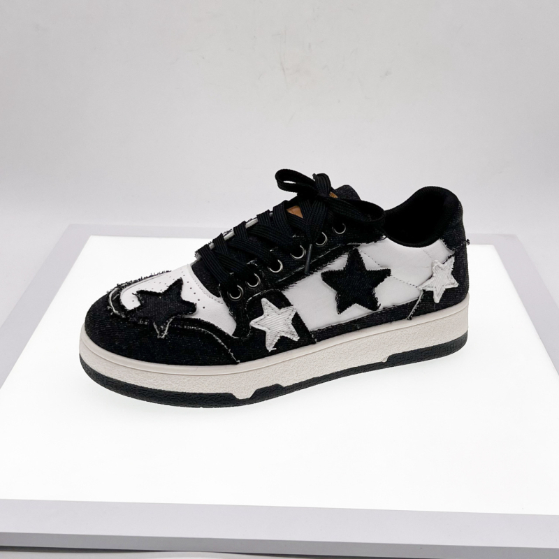Női skateboardcipő – vászon felsőrész, gumitalp, color block mintázat, lace-up záródás