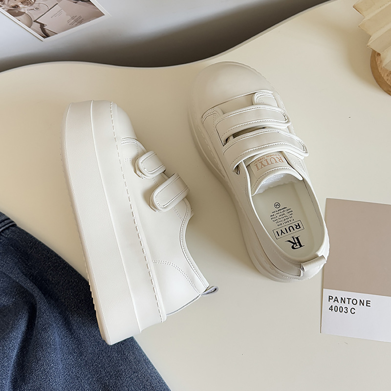 Platnene slip-on tenisice s vulkaniziranom gumom, gornji dio visok 3–7 cm, pamukova podstava, korejski stil.