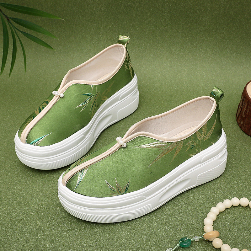 Hanfu platform cipela s izšivanjem, uparena s Mamian suknjom, okrugli vrh, platneni gornji dio, niski vrh, platforma 6–8 cm, gumena podplat