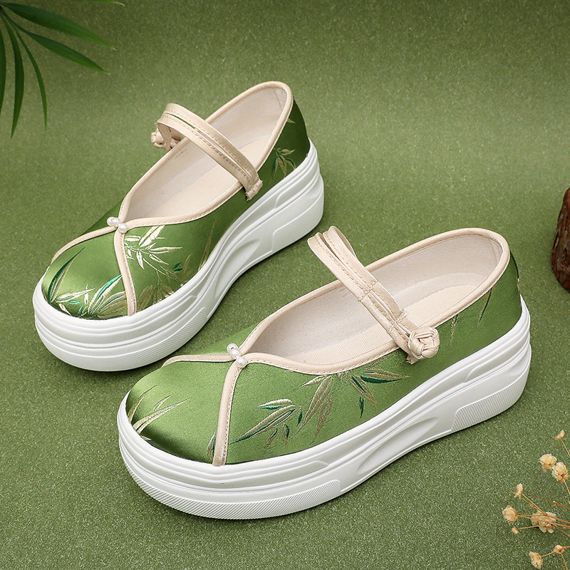 Hanfu platform cipela s izšivanjem, uparena s Mamian suknjom, okrugli vrh, platneni gornji dio, niski vrh, platforma 6–8 cm, gumena podplat