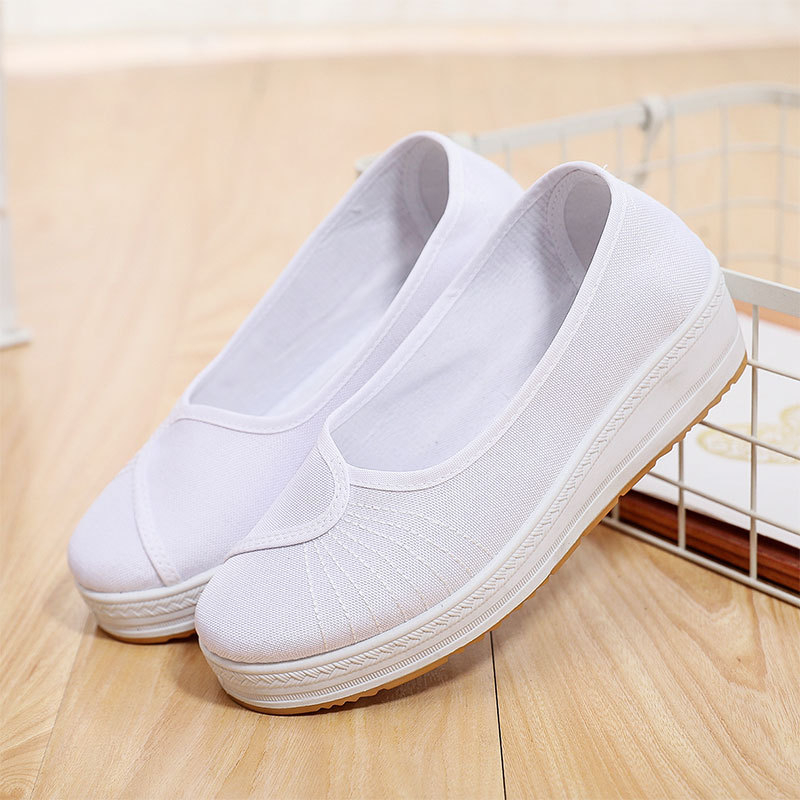 Ženske nurse shoes s debelim potplatom za povećanje visine, gornji dio od pamukastog platna, klinasti pet 3–5 cm, okrugli vrh, tekstilna uložak, uredska obuća