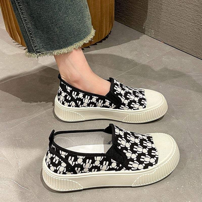 Platnene slip-on tenisice, minimalistički dizajn (Gornji dio: platna; Uložak EVA; Potplat: guma)