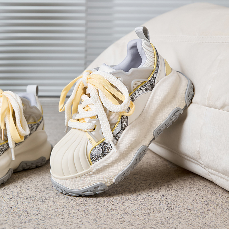 Ženske tenisice s debelim potplatom i Shell Toe, PU gornji dio, okrugli vrh, peta 3–5 cm, niski kroj