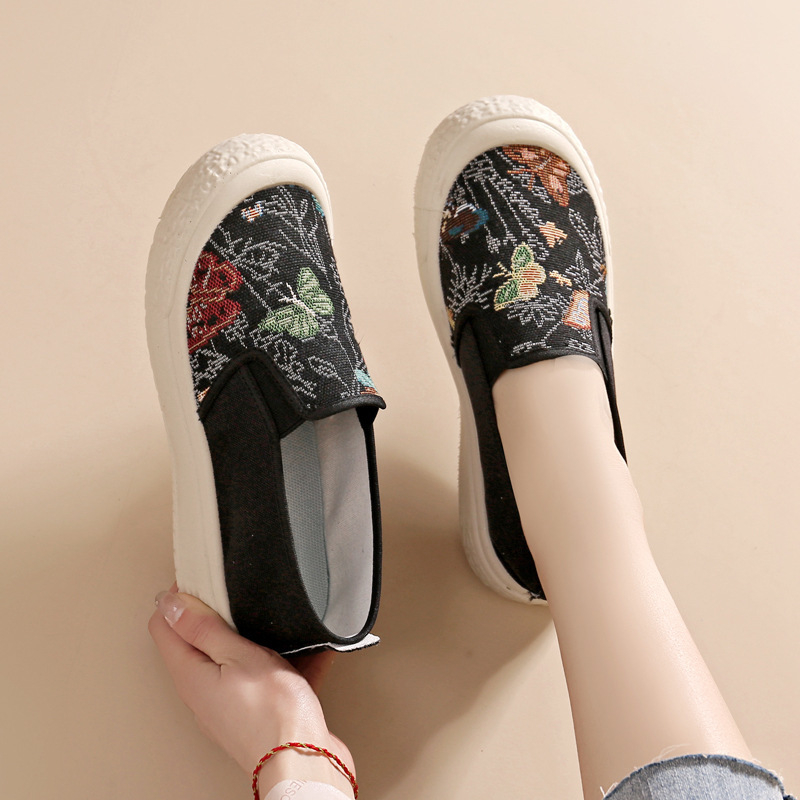 Casual Slip-On tenisice, prozračni poliester gornji dio, PU đon, okrugli vrh, niski gornji dio, 1–3 cm peta