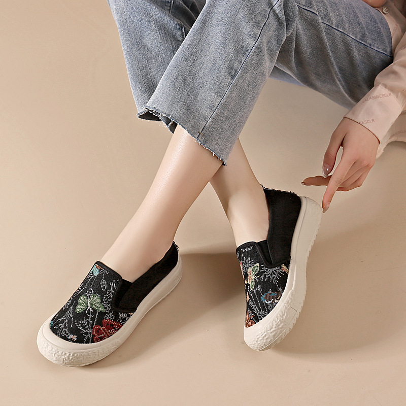 Casual Slip-On tenisice, prozračni poliester gornji dio, PU đon, okrugli vrh, niski gornji dio, 1–3 cm peta