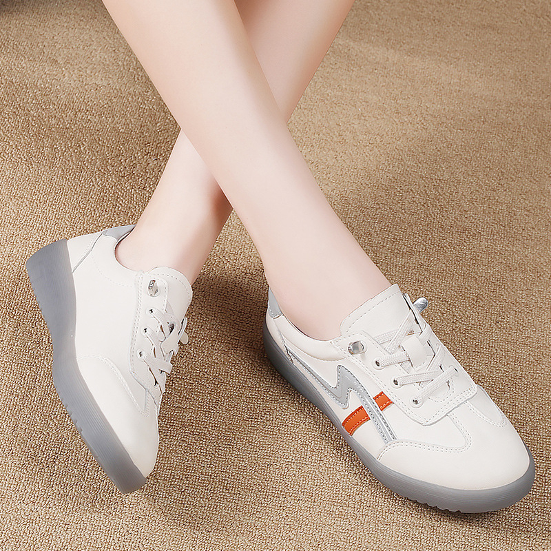 Női slip-on kényelmes cipő, koreai stílus, kerek orr, két réteg marhabőr felsőrész, gumi talp, alacsony boka