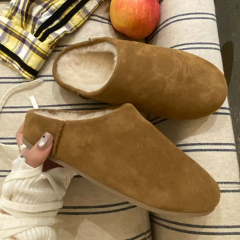 Papuci de iarnă din piele de vițel — exterior din lână, păr real pe exterior + blană artificială în interior, talpă din cauciuc