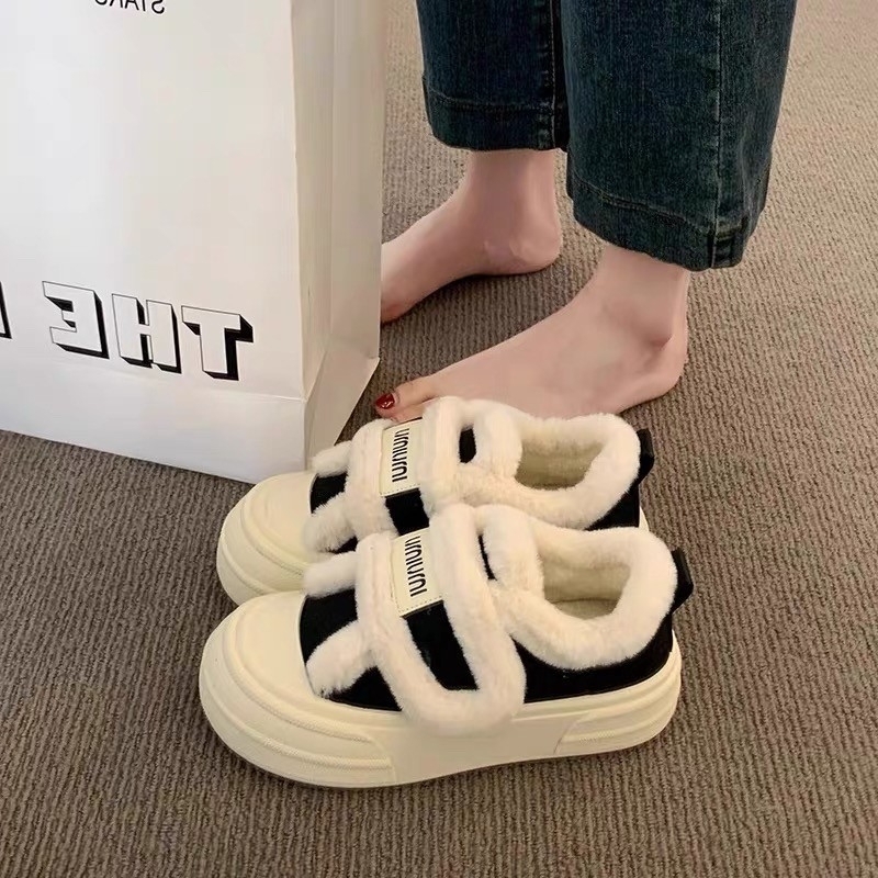 Sniega zābaki ar Velcro aizdari – mākslīgas pūka iekšpuse, PU augšdaļa, zems potītes augstums, gumijas zole