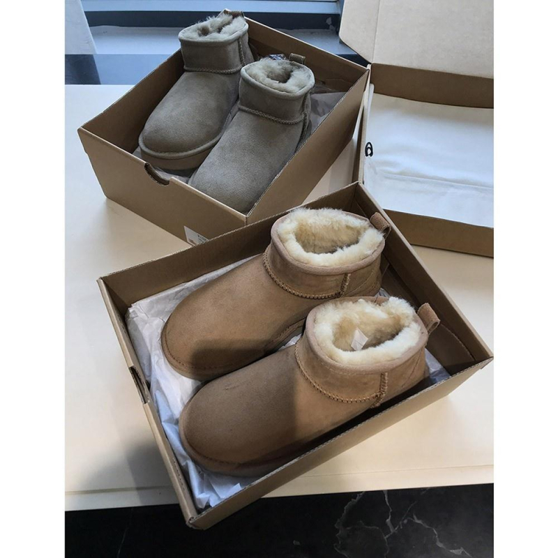 Cizme de zăpadă din piele de capră cu blană integrată, căptușite cu lână, talpă din cauciuc, guler scurt, vârf rotund