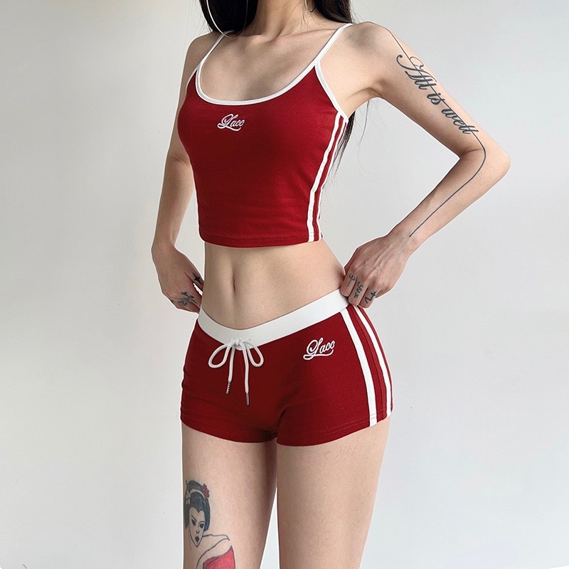 Set casual din două piese cu broderie cu litere pe top fără mâneci și șorturi cu șiret, din bumbac/acetat, vară 2024, stil stradal